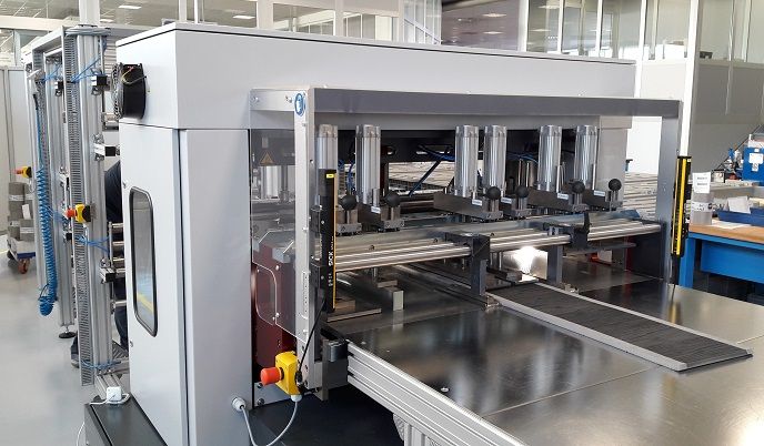 UFI brand new CNC Digital Pleating Machine